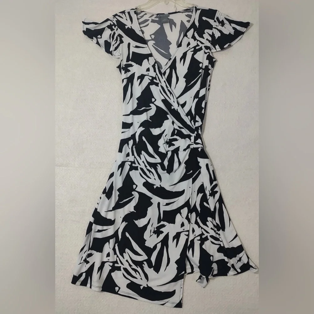 Ann Taylor Black and White Midi wrap Dress - Picture 2 of 5